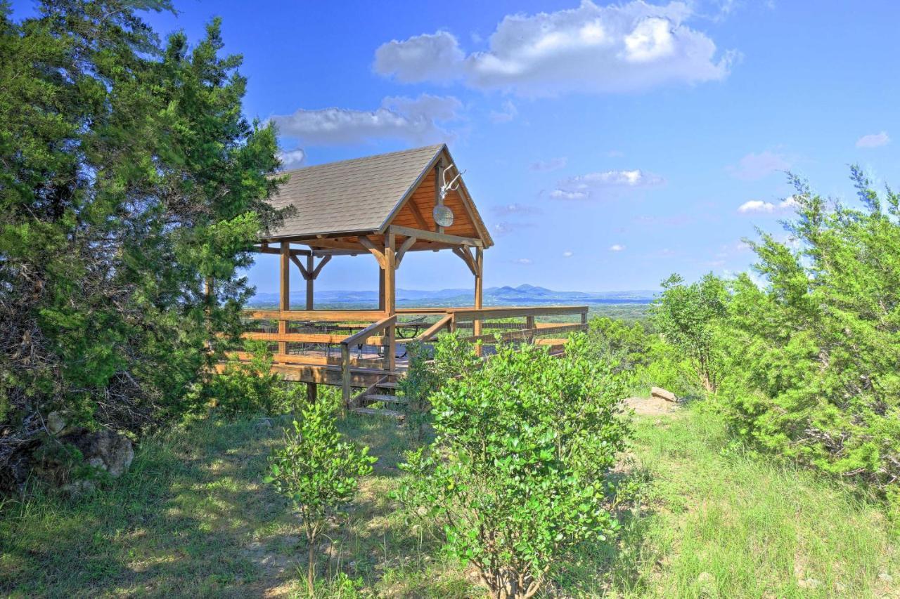 Utopia Family Home With Mountain Viewing Deck! Esterno foto